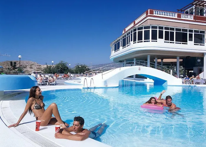 Laguna Park 2 Lejlighedshotel 2*