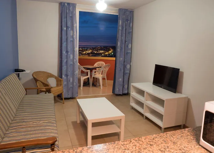 Laguna Park 2 2* Costa Adeje (Tenerife)